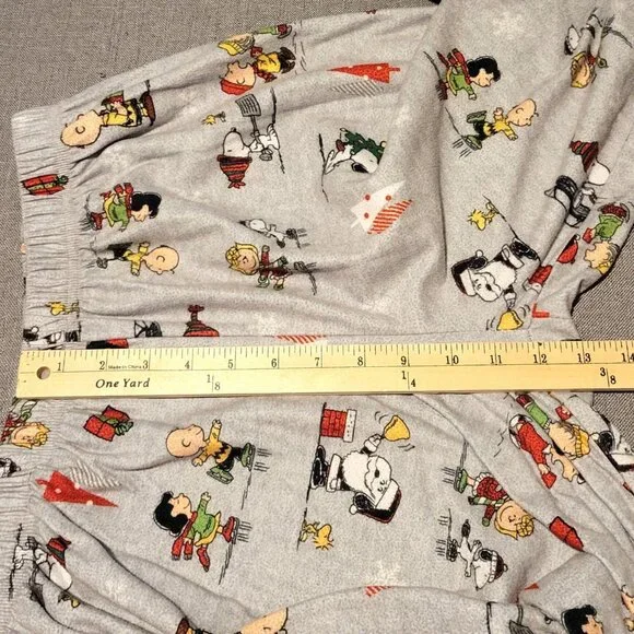 Peanuts Christmas Pajama Set Womens Large Gray Snoopy Charlie Brown Flannel PJs - Picture 16 of 16